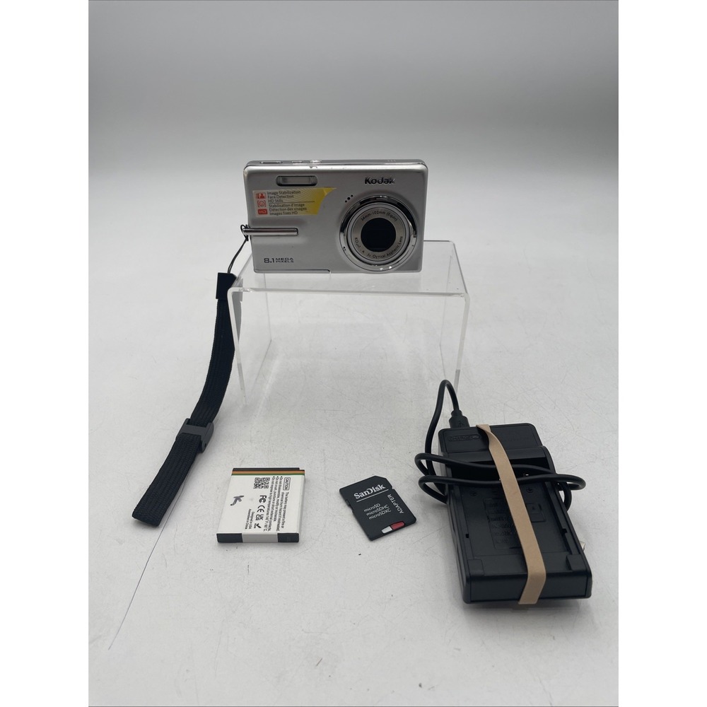 Kodak EasyShare M893 IS 8.1MP Digital Camera+New Battery+Charger+SD Card-TESTED